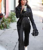Access_Kardashian_05.jpg