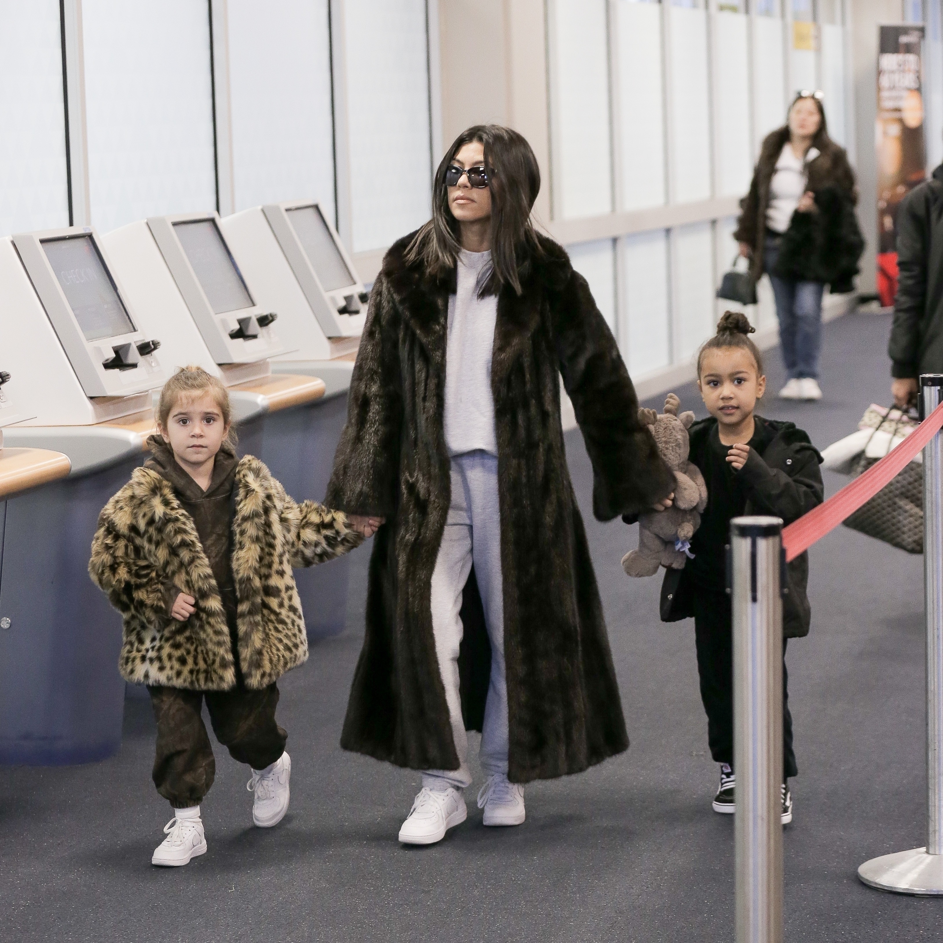 Access_Kardashian_03.jpg