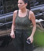 Access_Kardashian_01.jpg