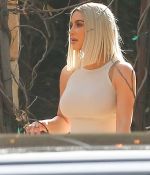 Access_Kardashian_05.jpg