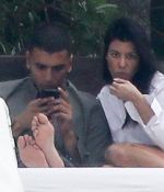 Access_Kardashian_08.jpg
