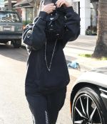 Access_Kardashian_01.jpg