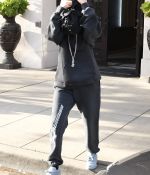 Access_Kardashian_04.jpg