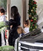 Access_Kardashian_02.jpg