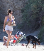 Access_Kardashian_129.jpg