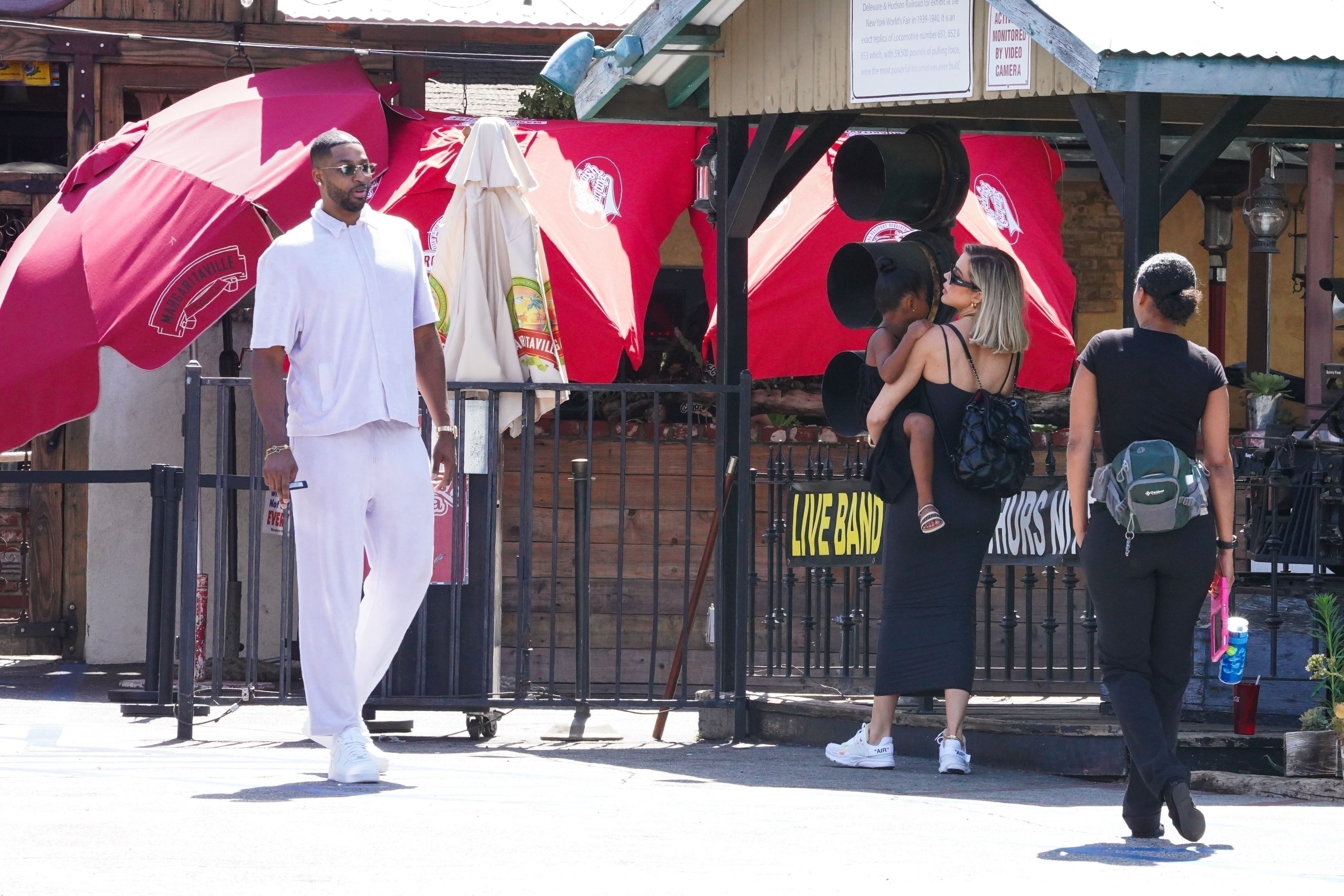 Access_Kardashian_0127.jpg