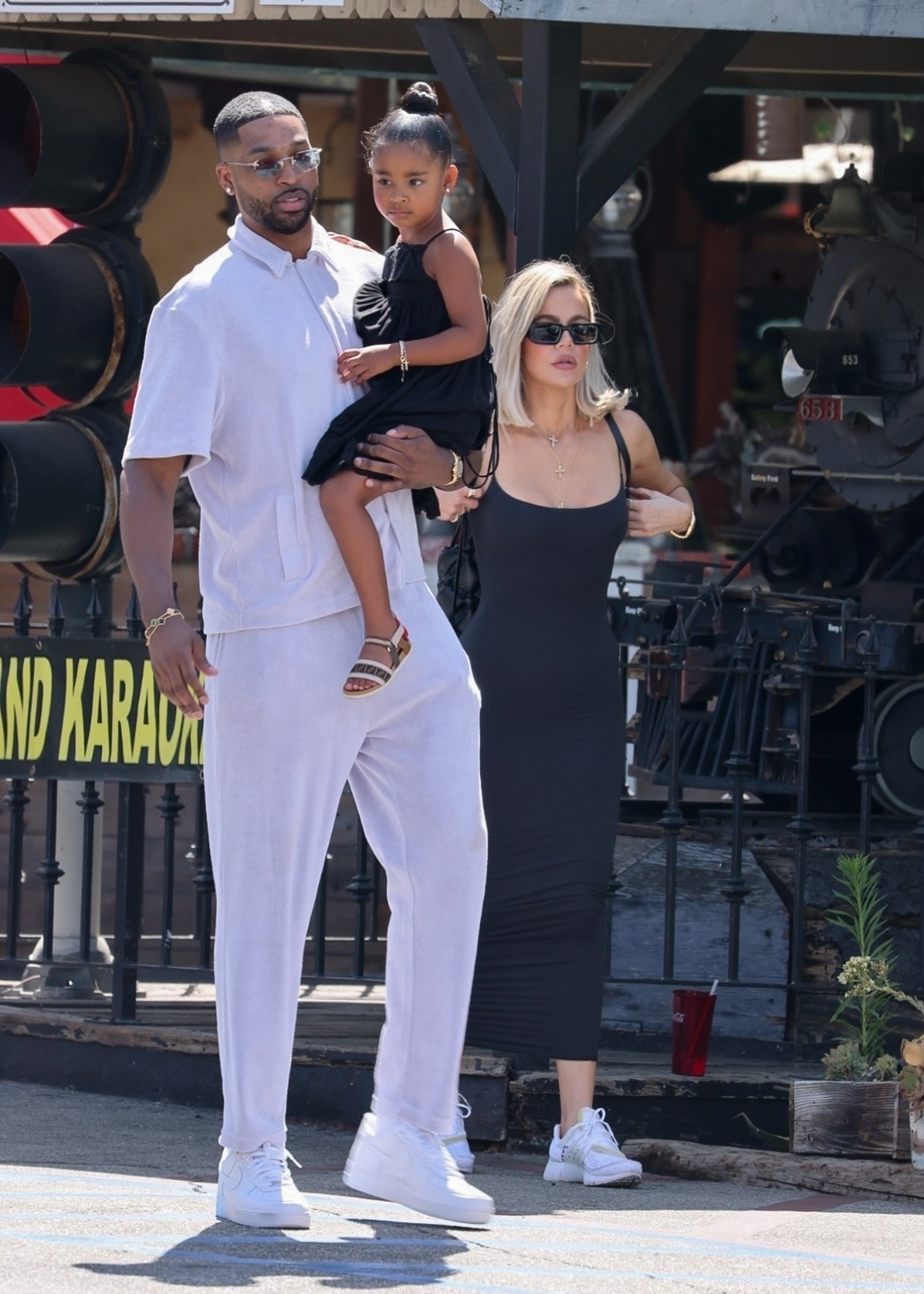 Access_Kardashian_031.jpg