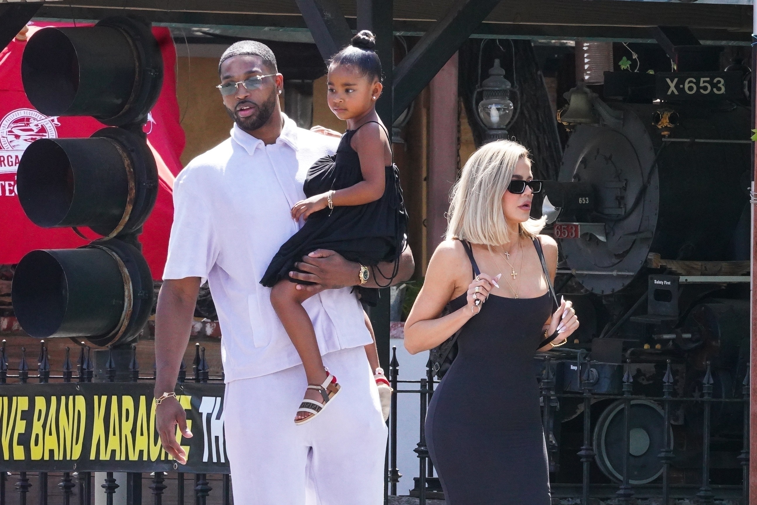 Access_Kardashian_041.jpg