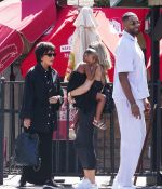 Access_Kardashian_0124.jpg