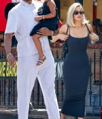 Access_Kardashian_05.jpg