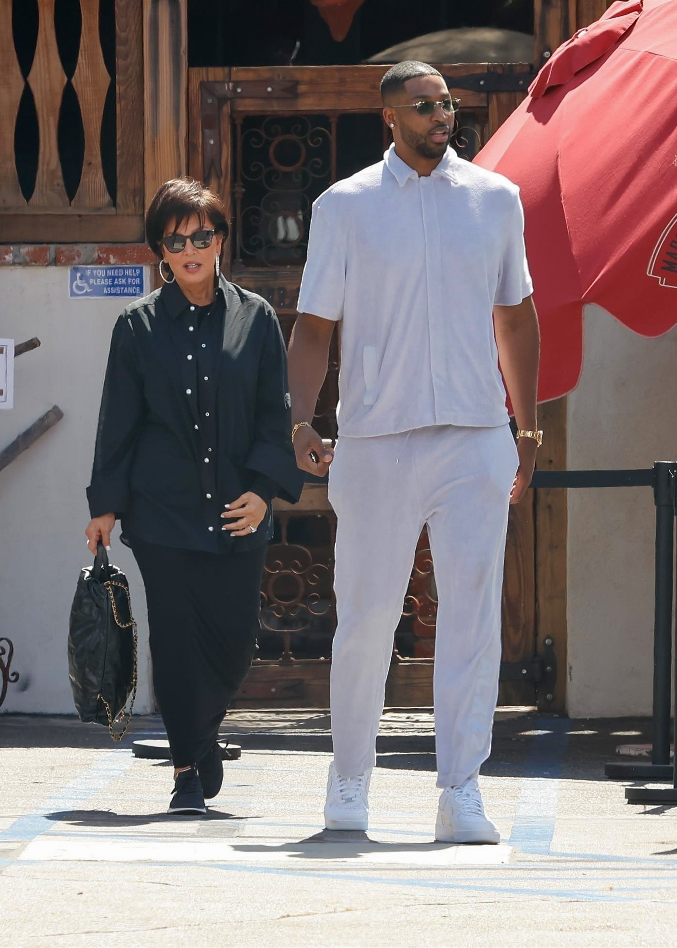 Access_Kardashian_013.jpg