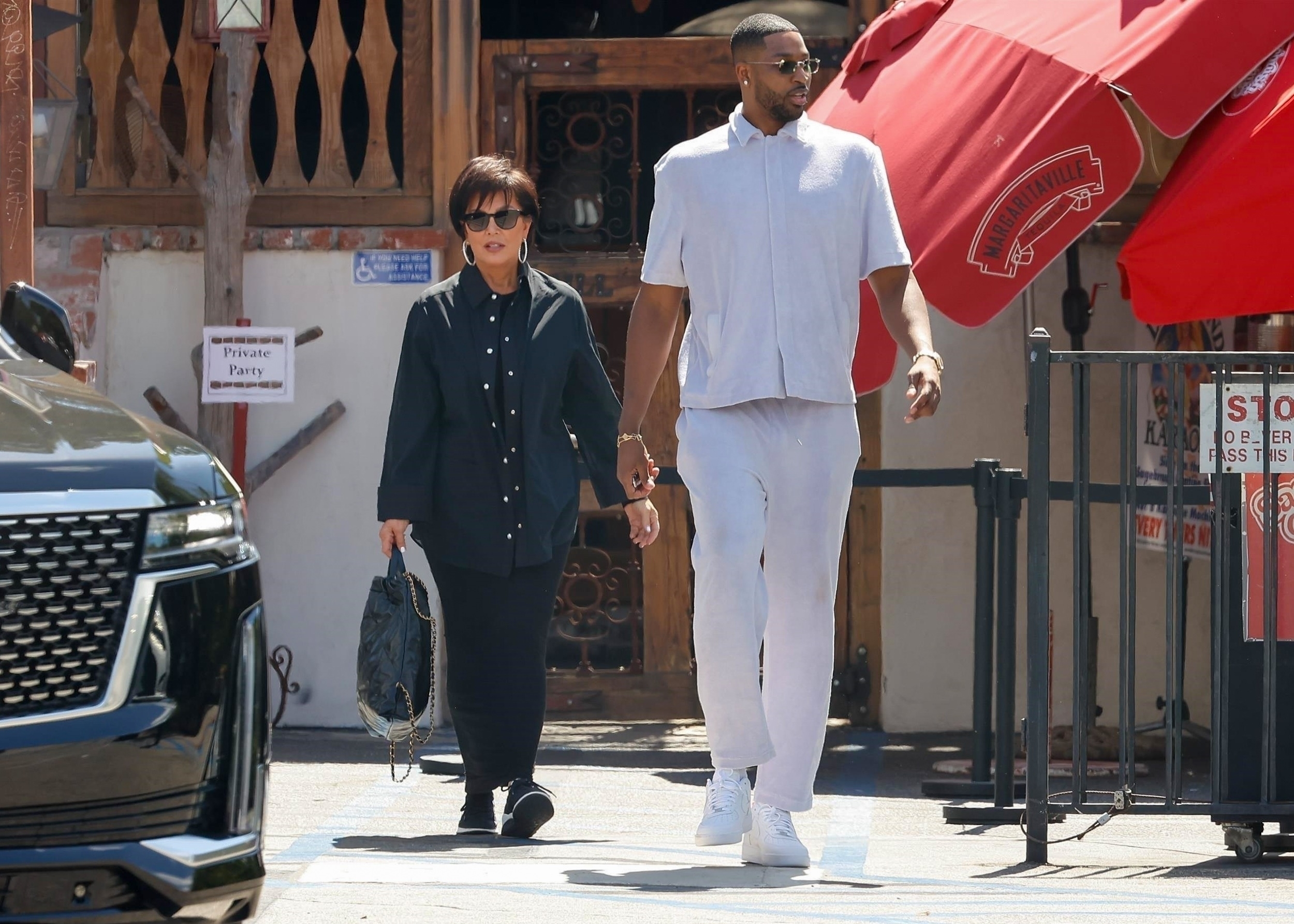 Access_Kardashian_015.jpg