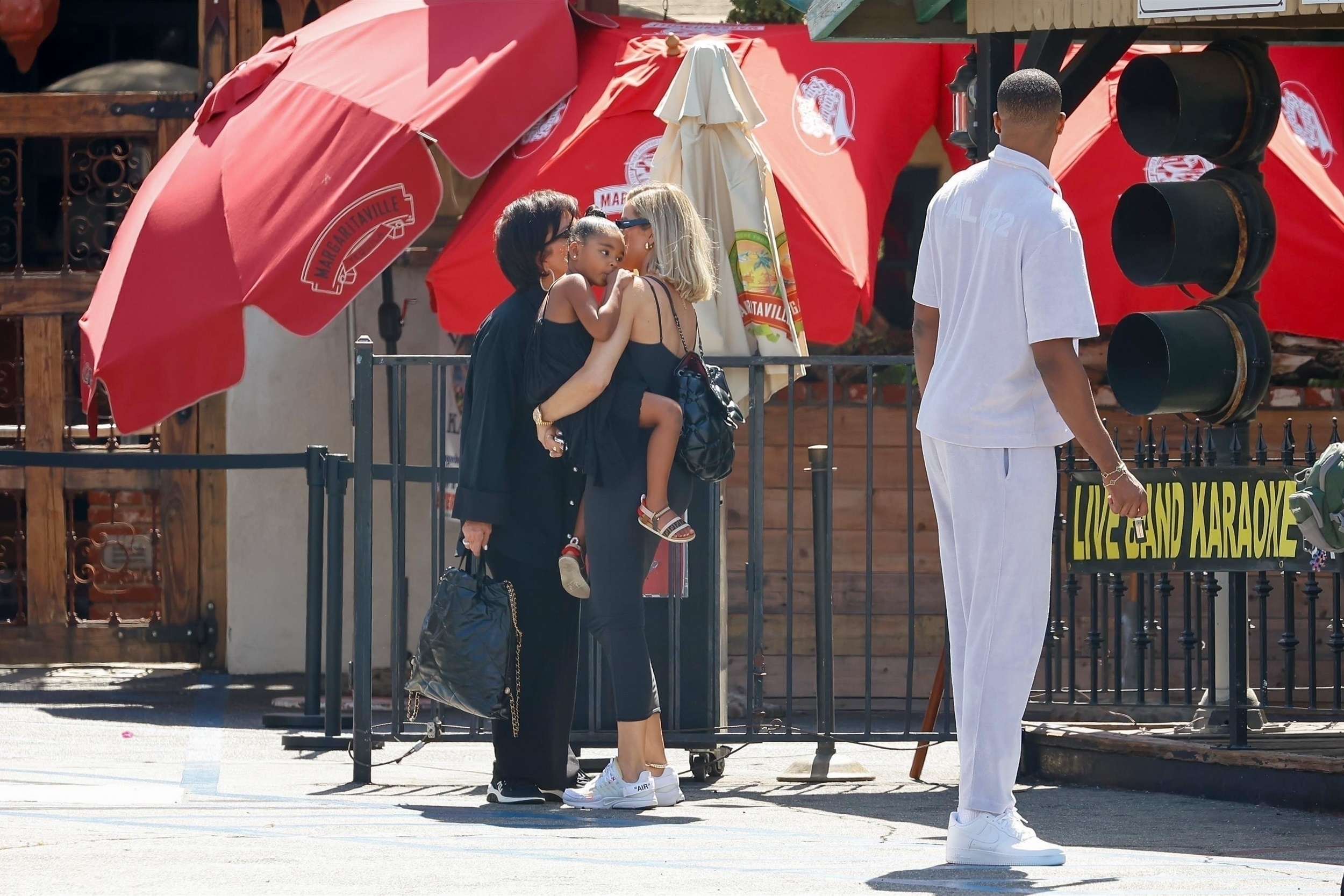 Access_Kardashian_020.jpg