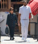 Access_Kardashian_015.jpg