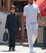 Access_Kardashian_02.jpg