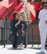Access_Kardashian_020.jpg