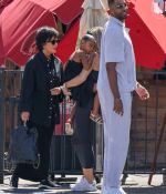 Access_Kardashian_025.jpg