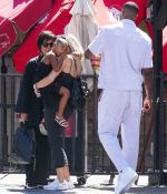 Access_Kardashian_045.jpg