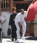 Access_Kardashian_07.jpg
