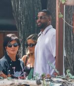 Access_Kardashian_071.jpg
