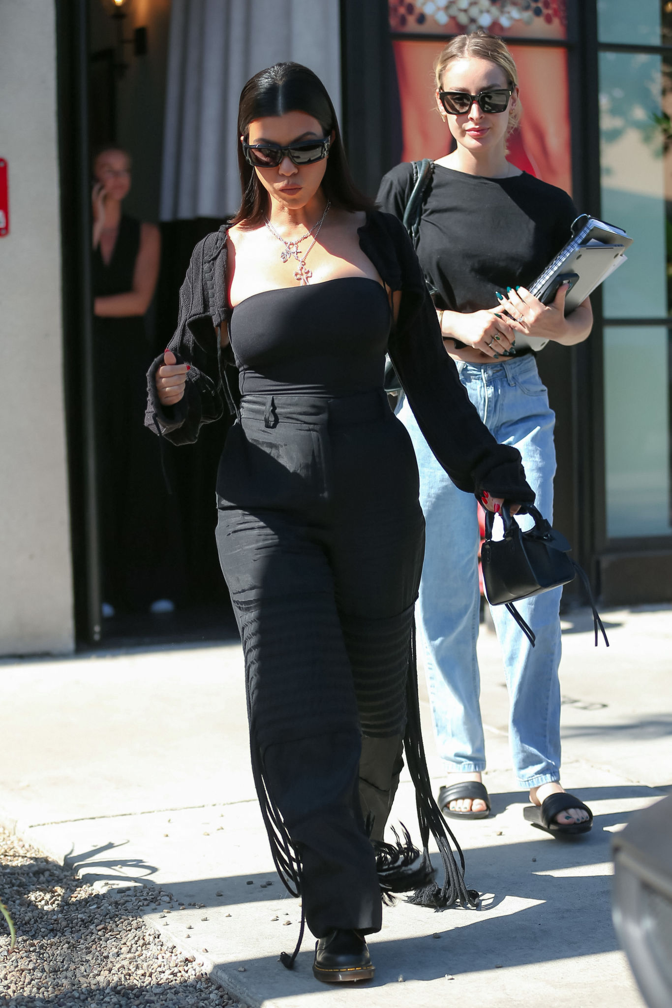 Access_Kardashian_002.jpg