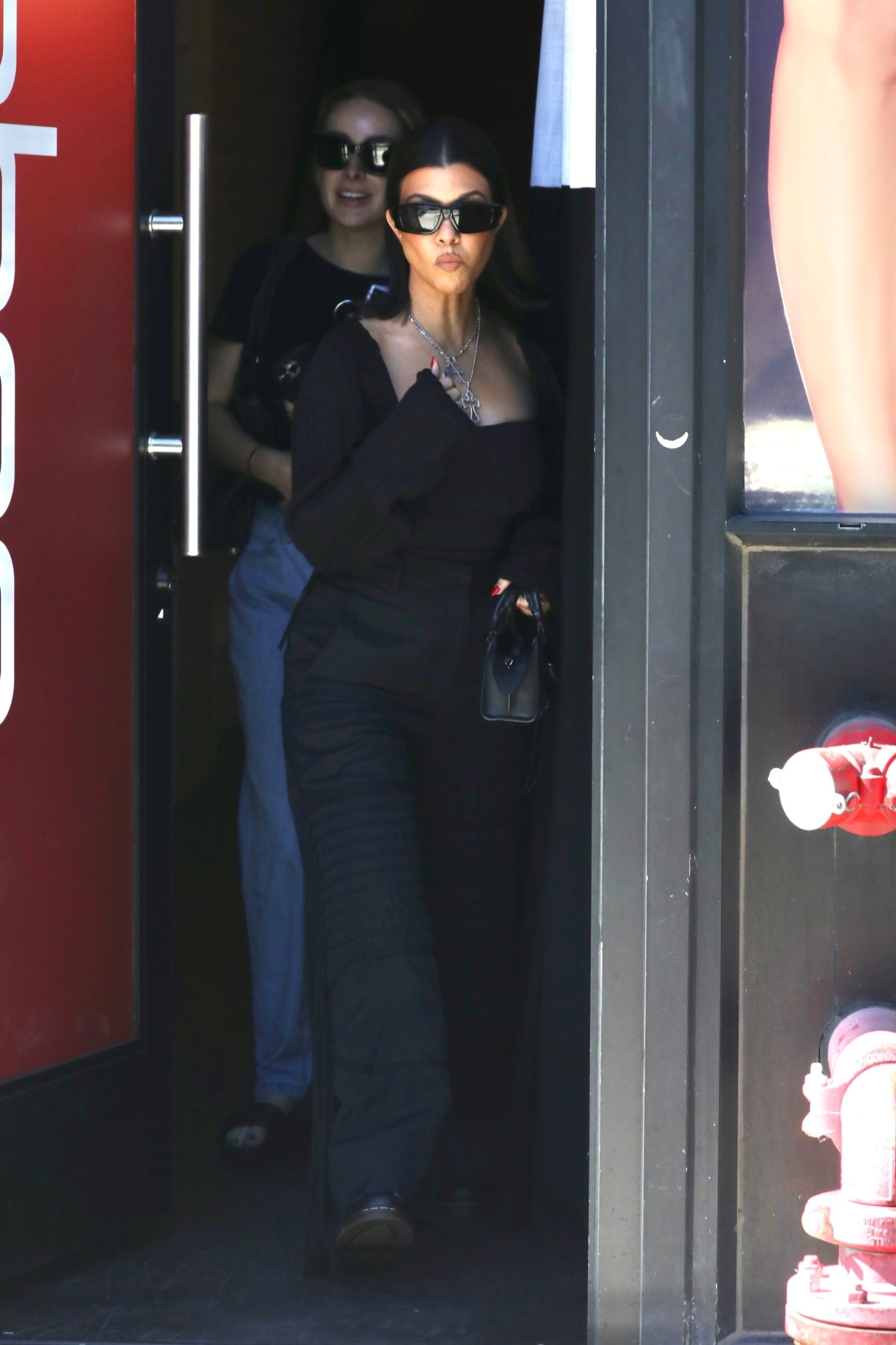 Access_Kardashian_008~0.jpg