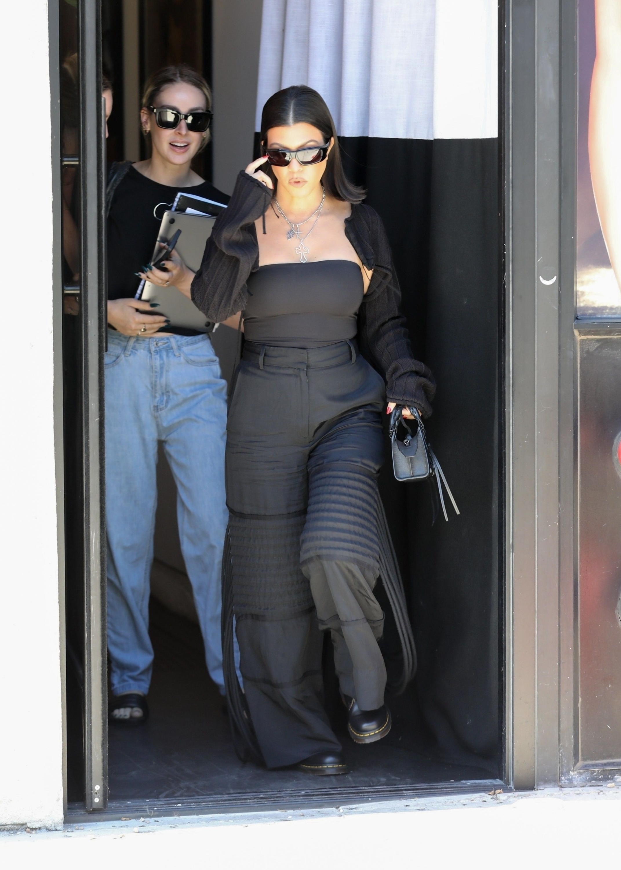 Access_Kardashian_017~0.jpg