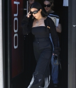 Access_Kardashian_001~0.jpg