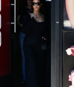 Access_Kardashian_005~0.jpg