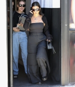 Access_Kardashian_017~0.jpg