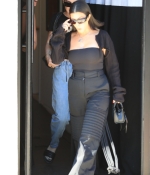 Access_Kardashian_052.jpg