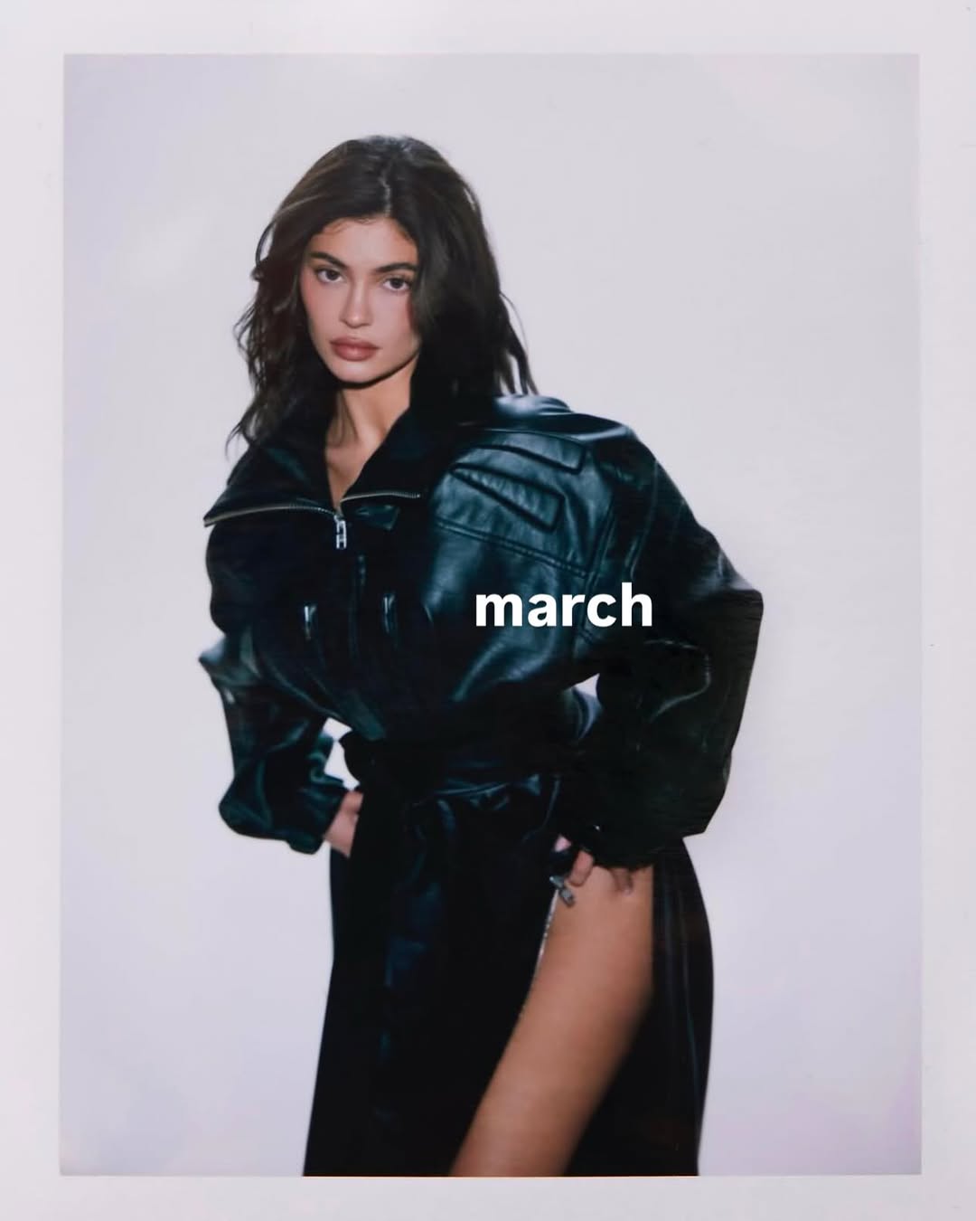 Access_Kardashian_10~0.jpg