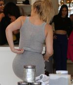 Access_Kardashian_014.jpg