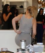 Access_Kardashian_015.jpg