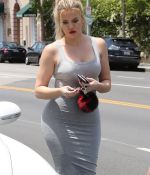 Access_Kardashian_06.jpg