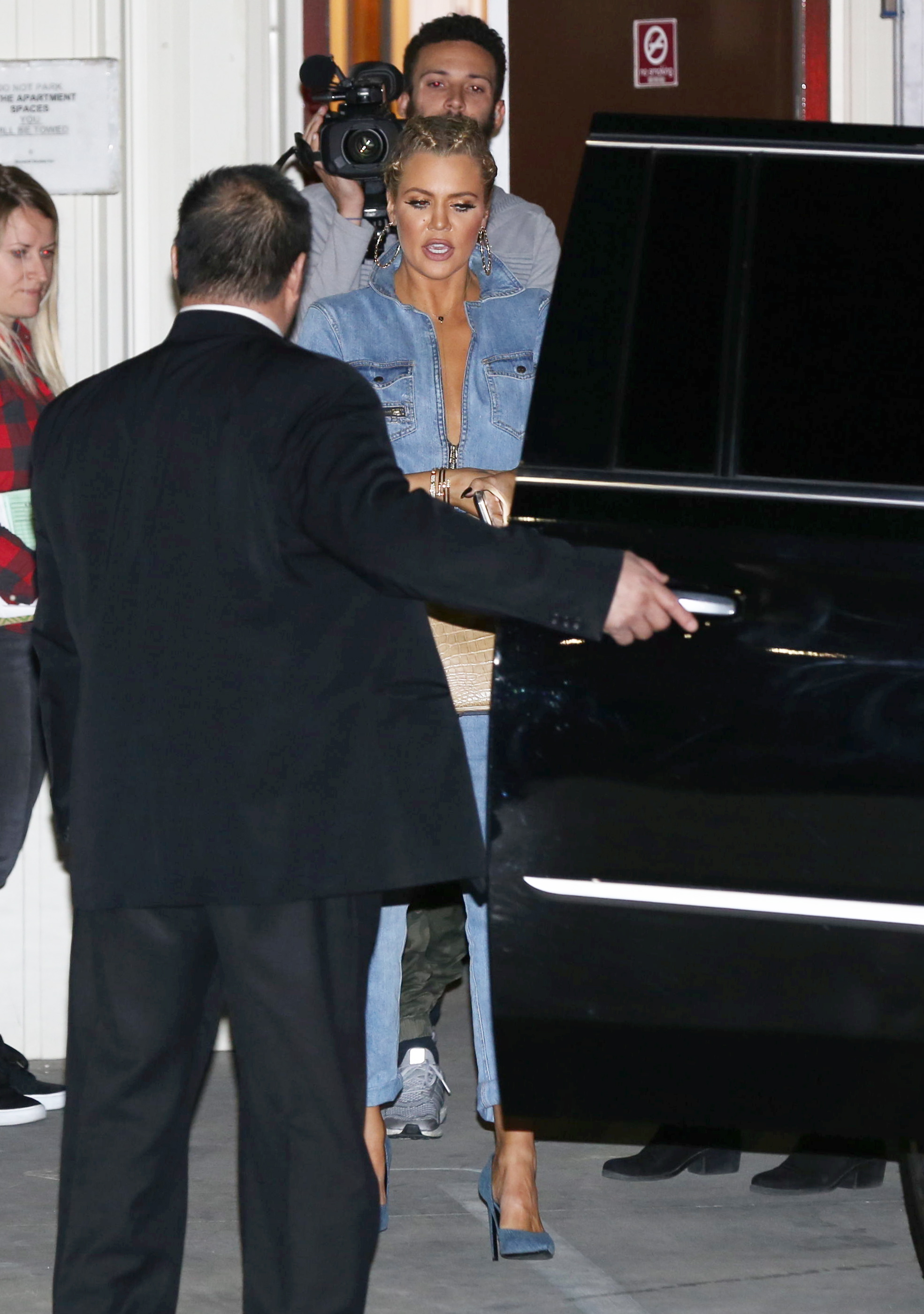 Access_Kardashian_01.jpeg