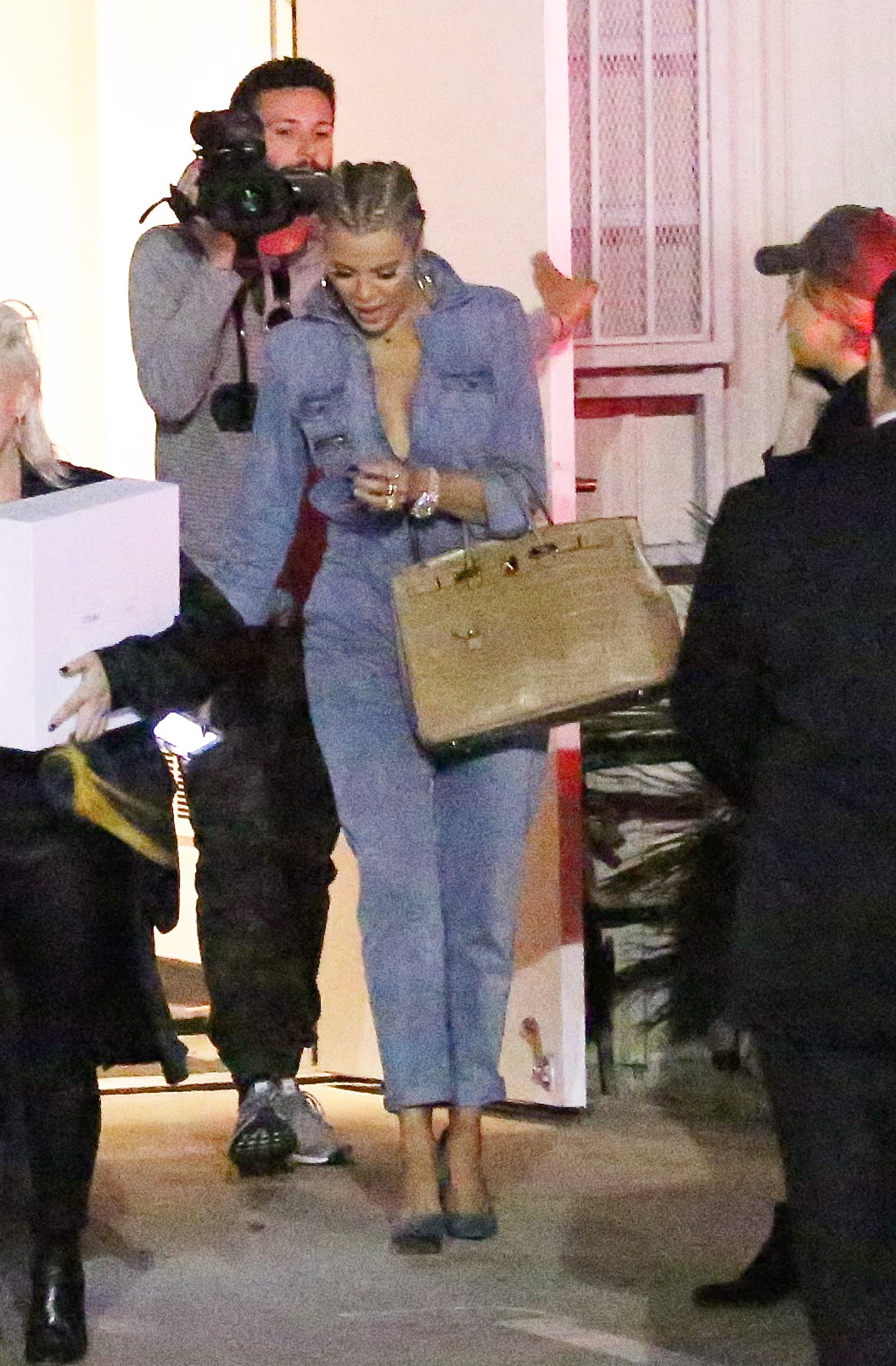 Access_Kardashian_02.jpeg