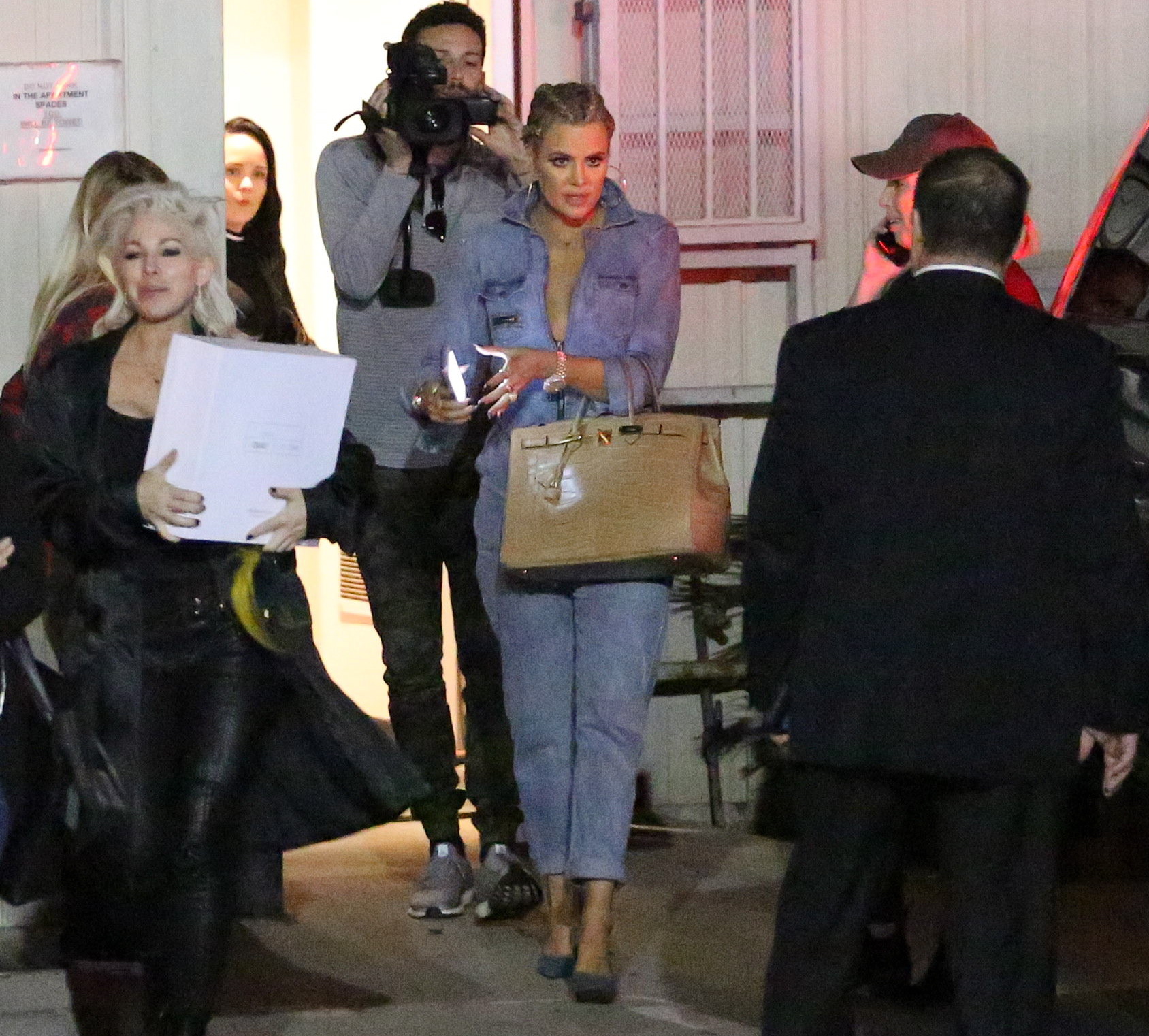 Access_Kardashian_05.jpeg