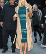 Access_Kardashian_02.jpg