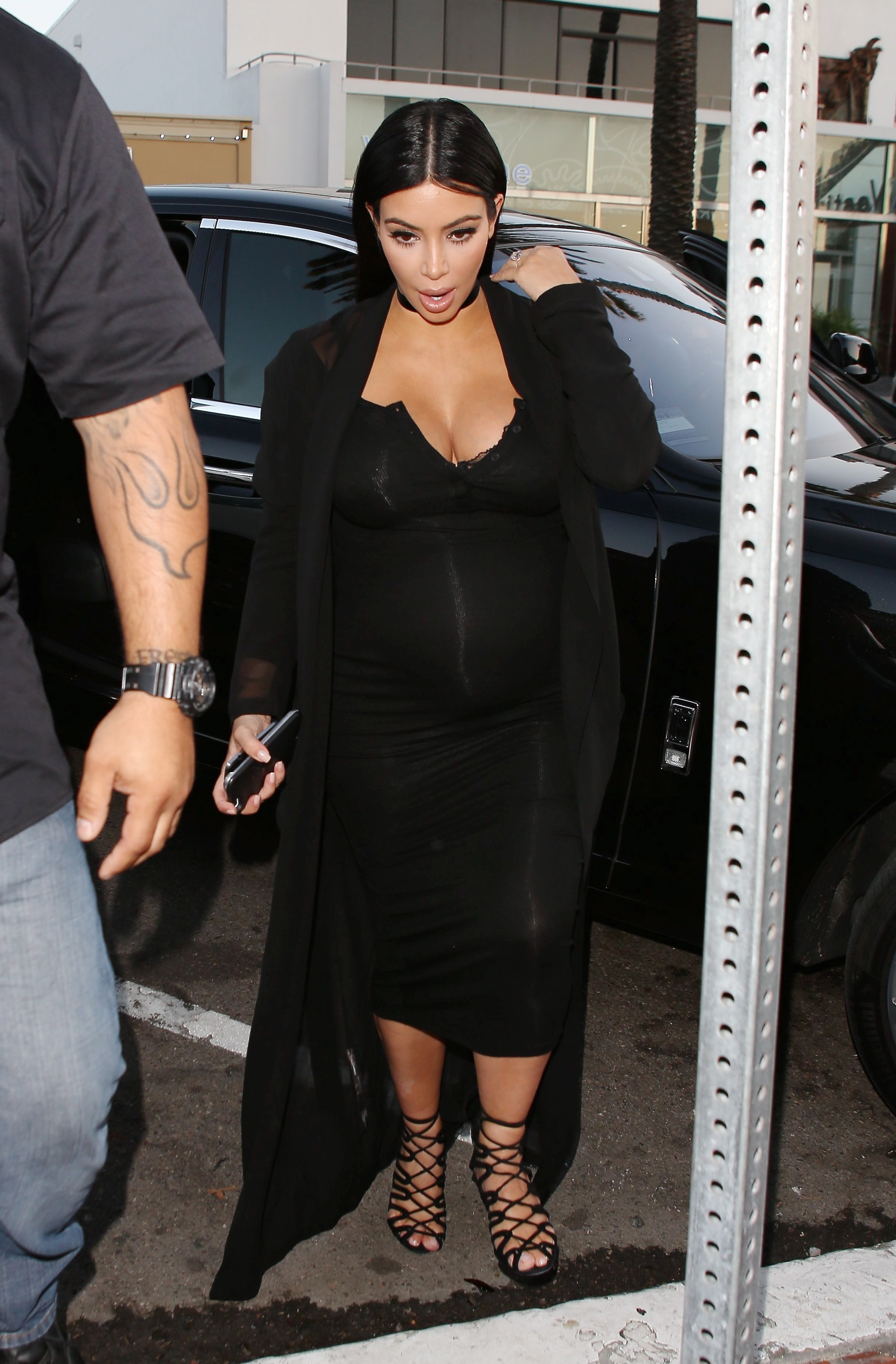 Access_Kardashian_07.jpg