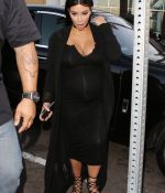 Access_Kardashian_07.jpg