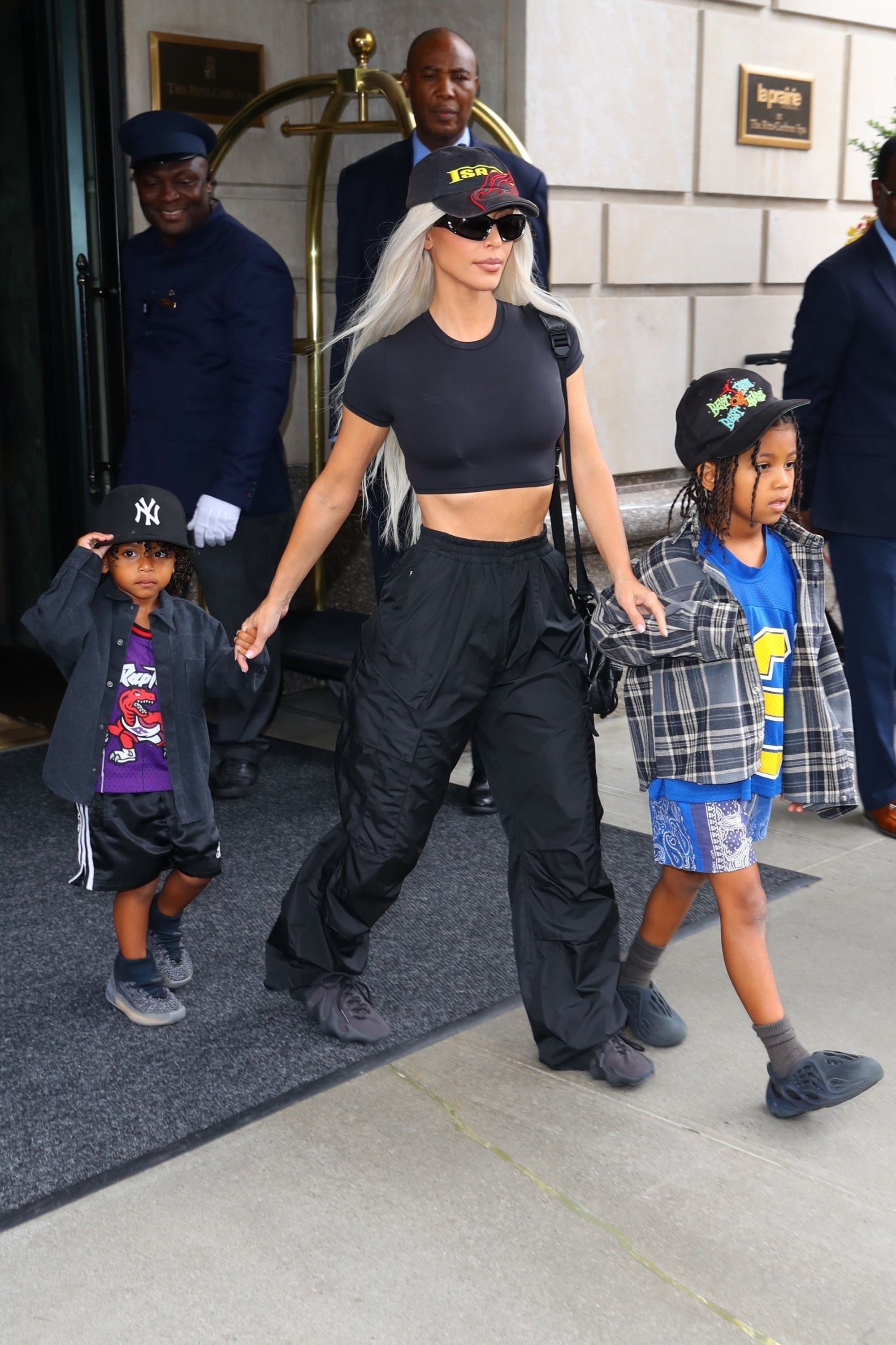 Access_Kardashian_001.jpg