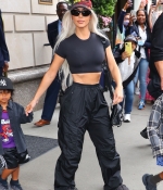 Access_Kardashian_004.jpg