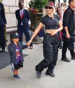 Access_Kardashian_025.jpg