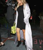 Access_Kardashian_01.jpg