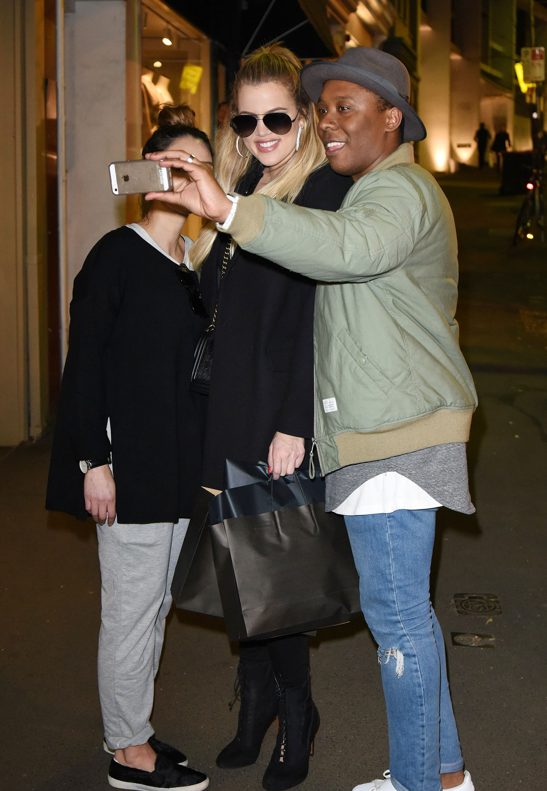 Access_Kardashian_03.jpg