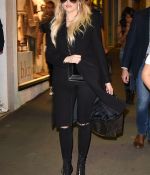 Access_Kardashian_02.jpg