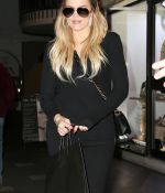 Access_Kardashian_05.jpg