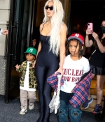 Access_Kardashian_004.jpg