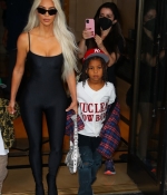 Access_Kardashian_009.jpg